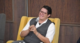 Marketing-&-Data-Strategy--UP_7541