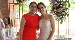 15 MAMA DE LA NOVIA