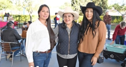 Bazar-Navideño-Colegio-Cumbres_4090