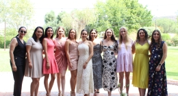 27 AMIGAS DE LA NOVIA