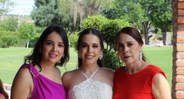 18 BETY, ROSY Y ROSA MARTHA