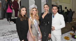 Teen-Universal-Ags_8496