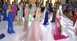 Teen-Universal-Ags_8196