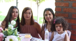 29 PAU, LAURA Y CLAUDIA