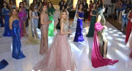 Teen-Universal-Ags_8197