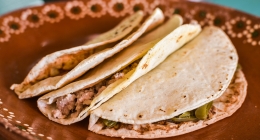 6Tacos de guisados