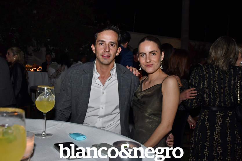 BAUTIZO MARÍA LAURA ROMO GARCÍA - BLANCOYNEGRO